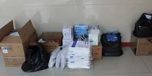 唐山市(shi)人(ren)民(min)醫(yi)院向援石(shi)壹線醫護(hu)人員(yuan)捐贈防(fang)護(hu)物資(zi)與(yu)生(sheng)活(huo)必(bi)需品