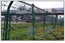 和(he)成網欄 專業供(gong)應(ying)刺(ci)繩防護(hu)網與(yu)隔離柵(zha)，守(shou)護(hu)安全每壹處(chu)